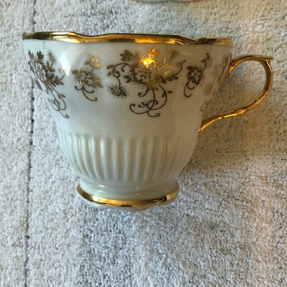 Vintage Gold & White Teacup & Saucer Set - Picture 5 of 10